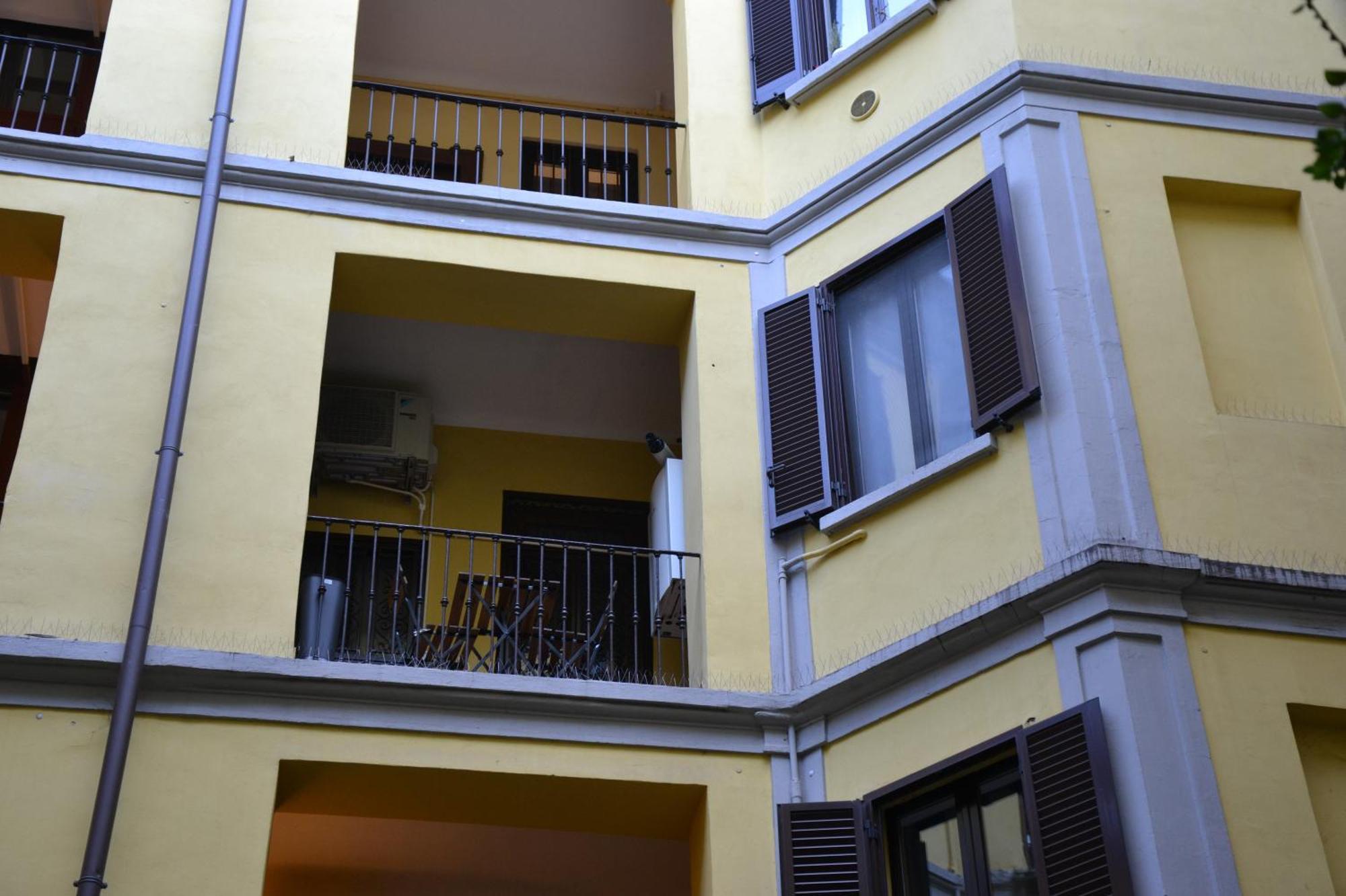 Bubi House Porta Romana Milan Bagian luar foto