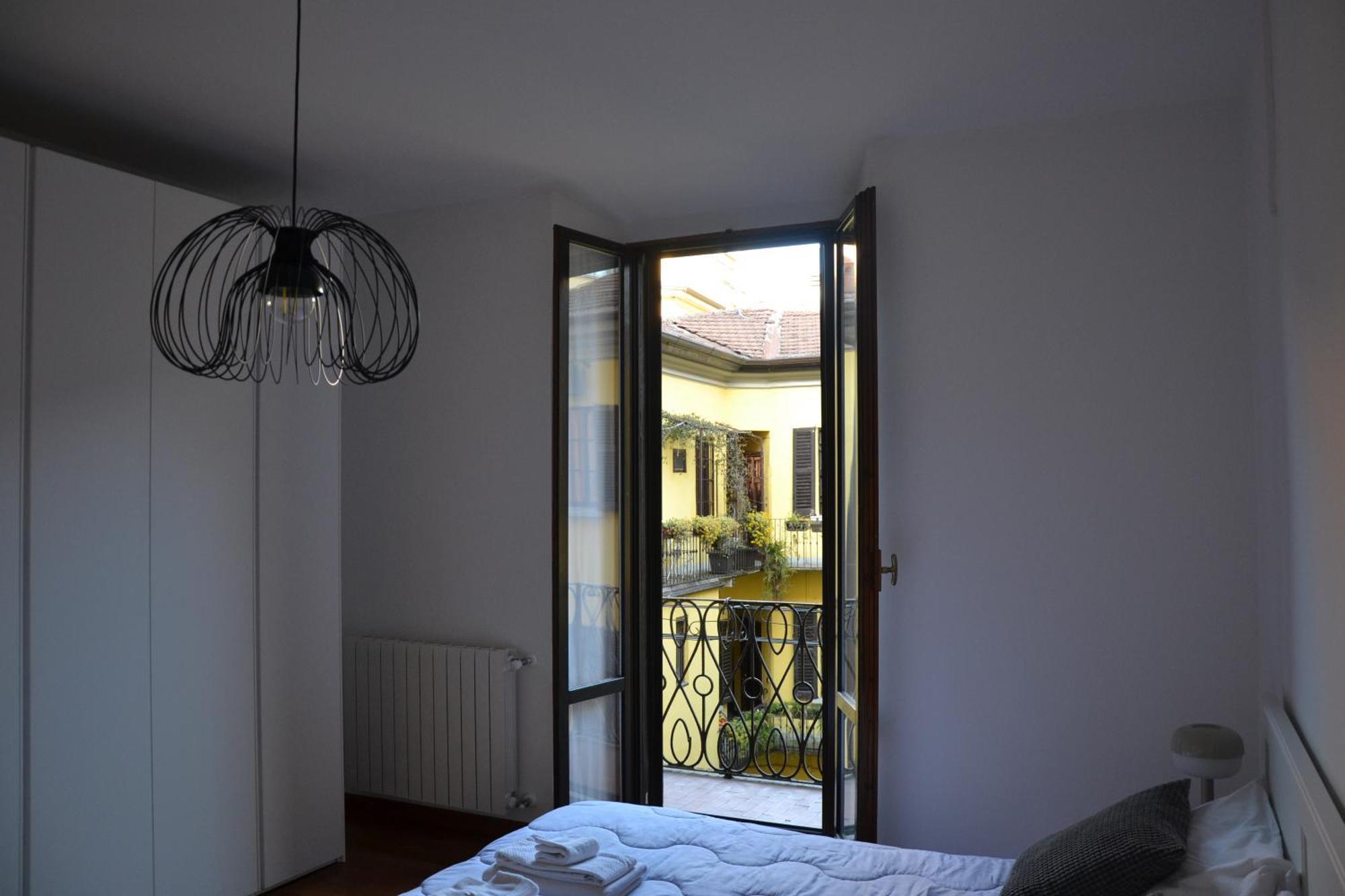 Bubi House Porta Romana Milan Bagian luar foto